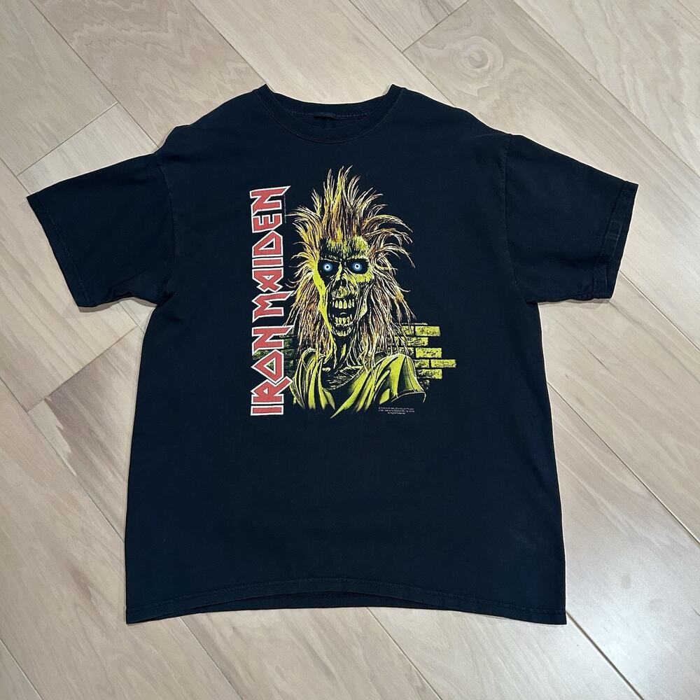 Iron Maiden Eddy 2006 Tee Black T-Shirt Short Sleeve Size Medium
